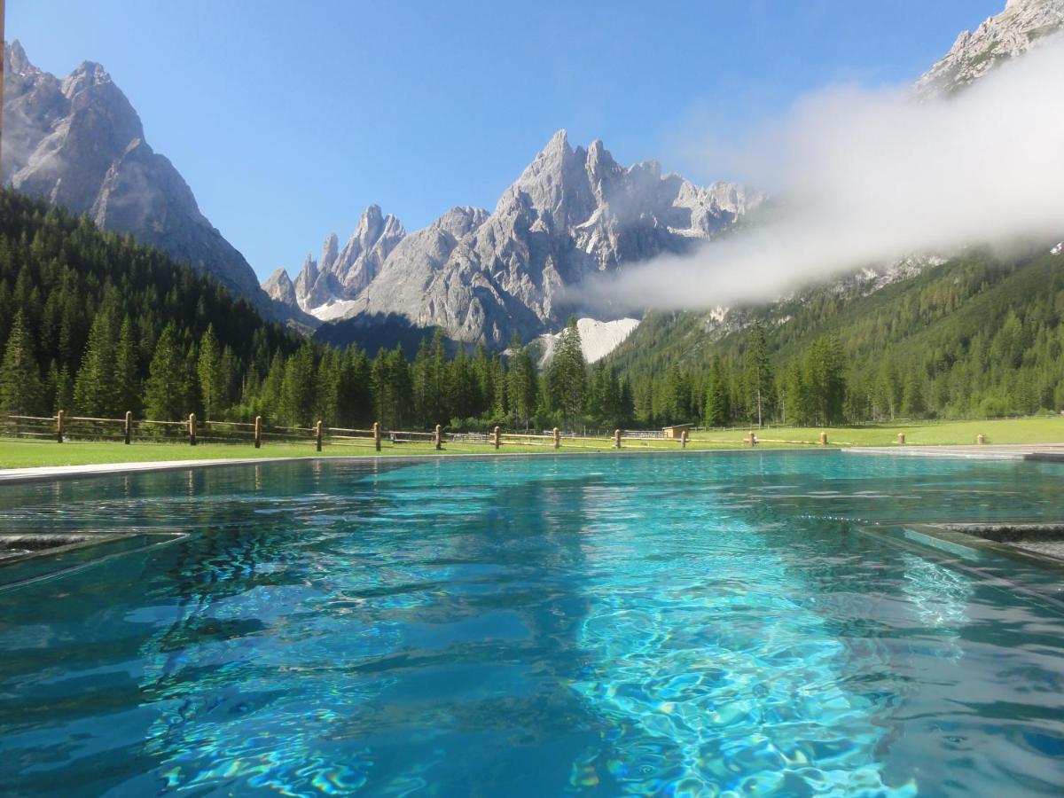 Hotel Dolomitenhof & Chalet Alte Post Sexten Exterior foto