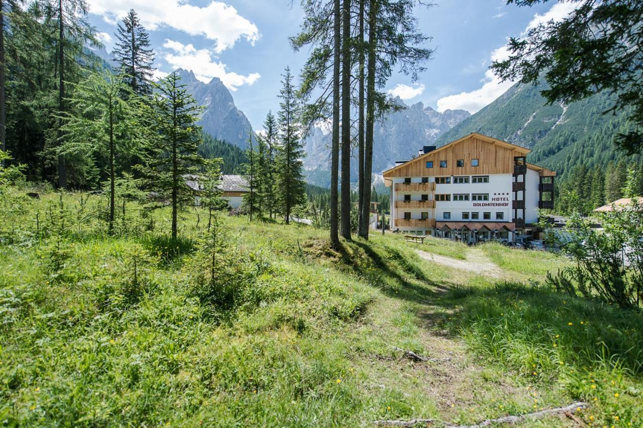 Hotel Dolomitenhof & Chalet Alte Post Sexten Exterior foto