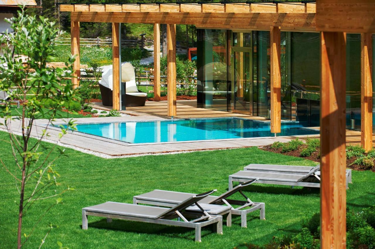 Hotel Dolomitenhof & Chalet Alte Post Sexten Exterior foto