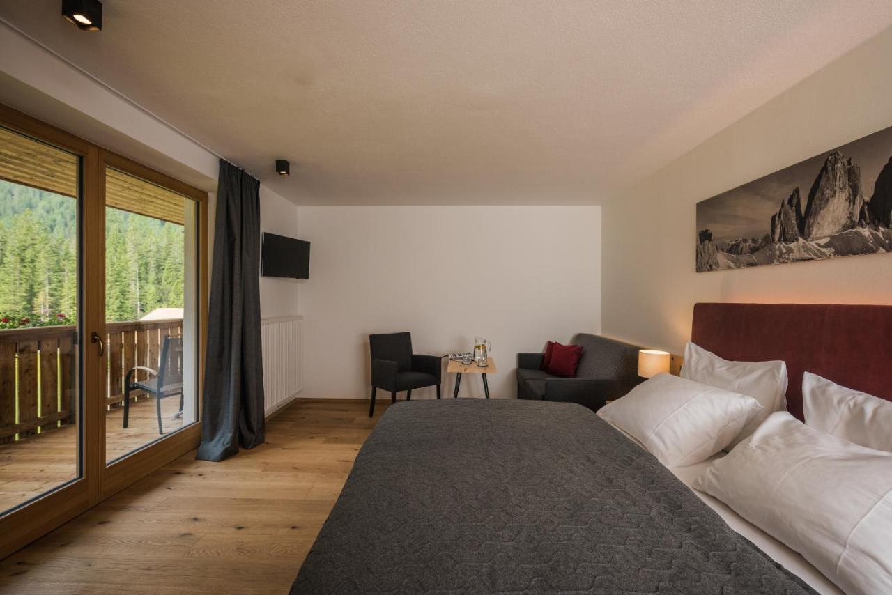 Hotel Dolomitenhof & Chalet Alte Post Sexten Exterior foto