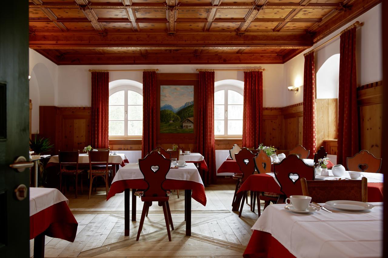 Hotel Dolomitenhof & Chalet Alte Post Sexten Exterior foto