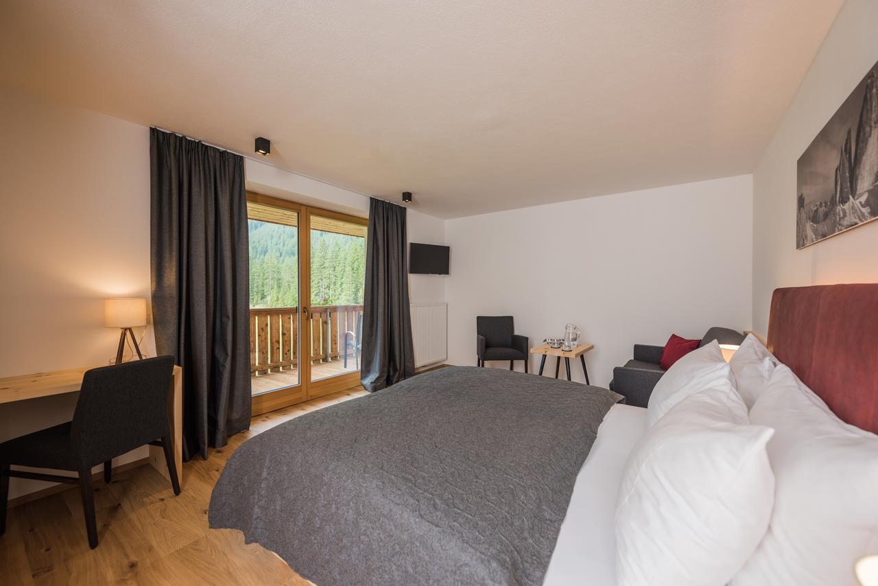 Hotel Dolomitenhof & Chalet Alte Post Sexten Exterior foto