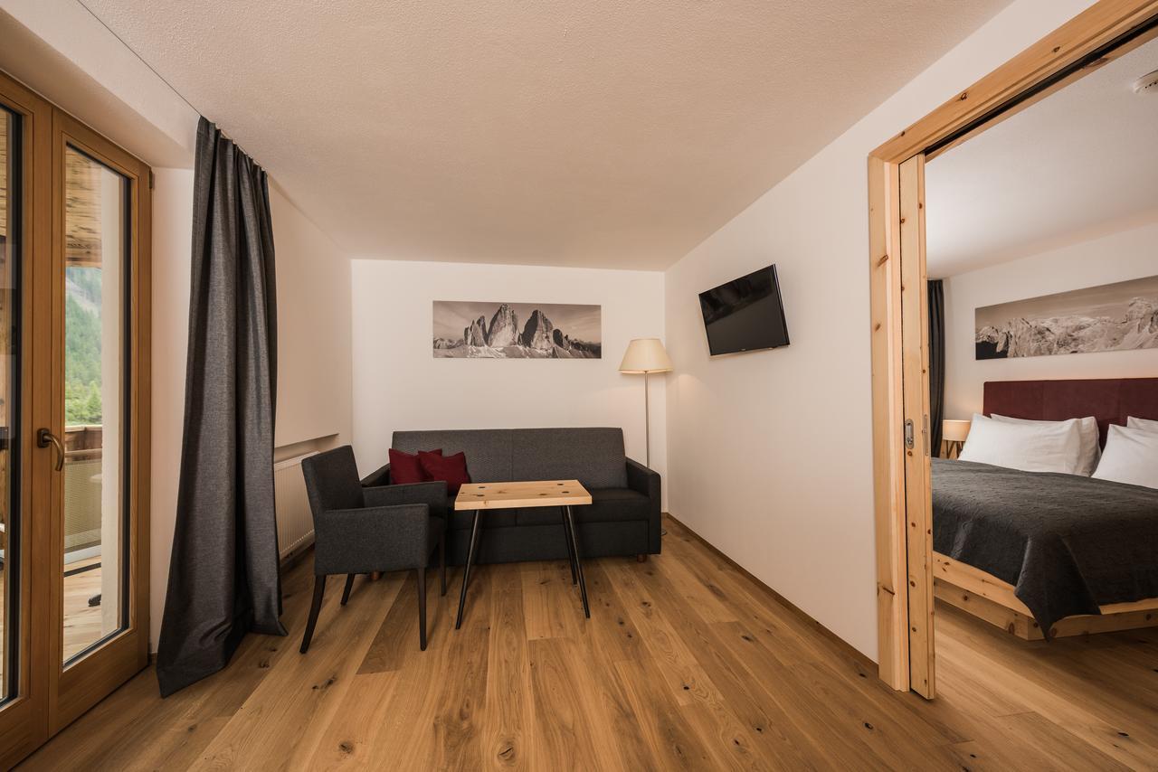 Hotel Dolomitenhof & Chalet Alte Post Sexten Exterior foto